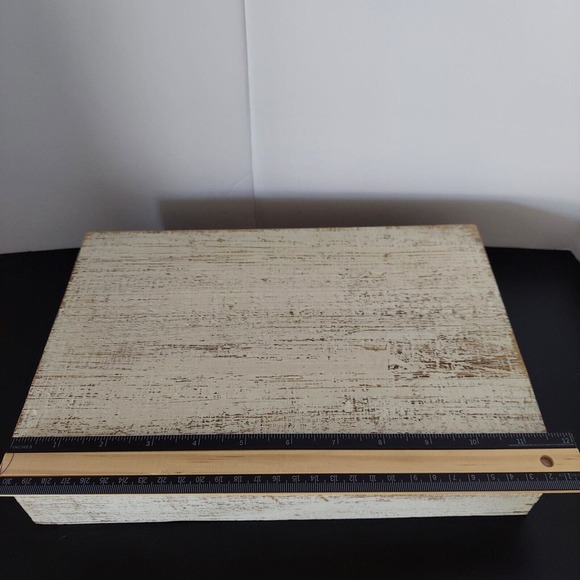 Better Homes & Gardens Floating Shelves White Shelf Lot 2 11.81" x 7.87" Two - Picture 5 of 9